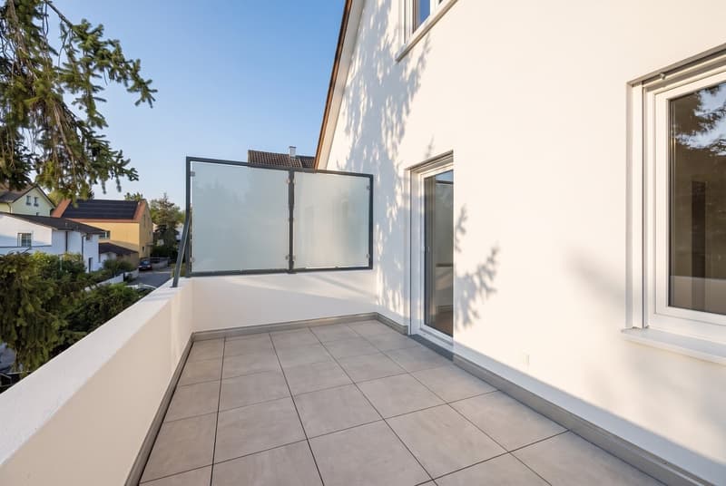 Zweifamilienhaus mit Garten und Ausbaupotenzial in Münchenstein (18)