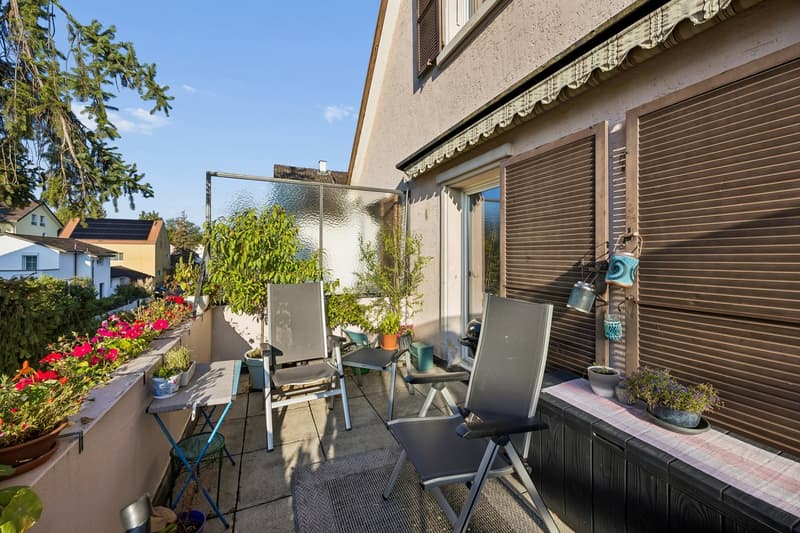 Zweifamilienhaus mit Garten und Ausbaupotenzial in Münchenstein (17)