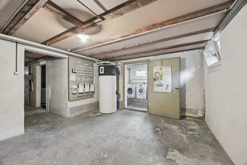 Zweifamilienhaus mit Garten und Ausbaupotenzial in Münchenstein (27)