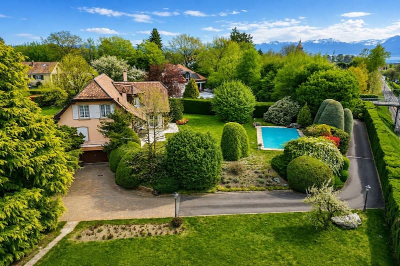 Villa d’exception de 7,5 pièces avec potentiel foncier remarquable (4)
