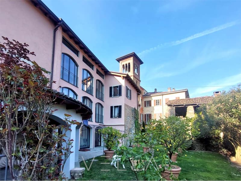 Attico duplex in casa storica (12)