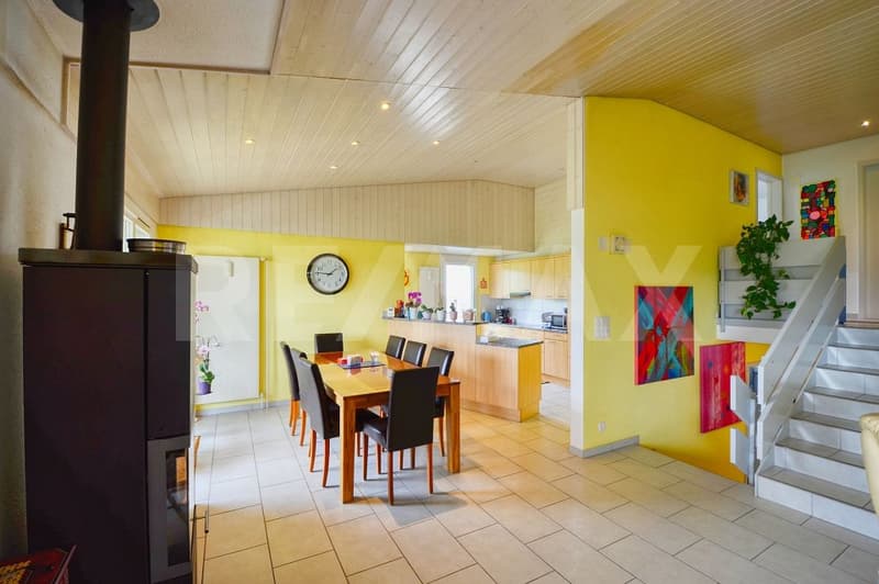 Charmantes Einfamilienhaus mit viel Umschwung (6)
