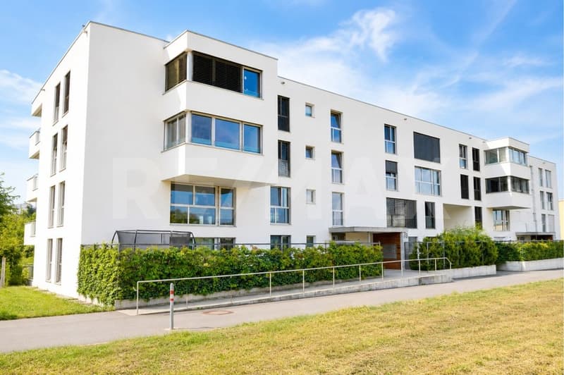 Grosszügig, modern und vermietet 5.5-Zimmer-Eigentumswohnung als Kapitalanlage (10)