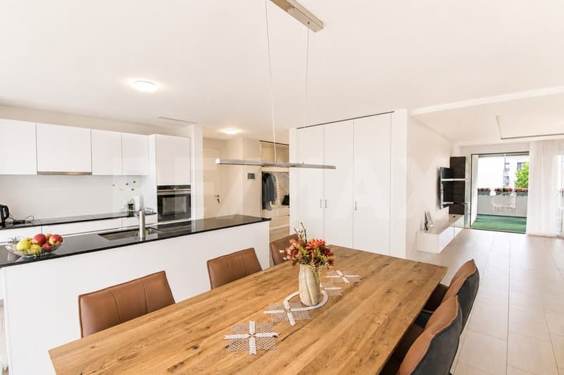 Grosszügig, modern und vermietet 5.5-Zimmer-Eigentumswohnung als Kapitalanlage (2)