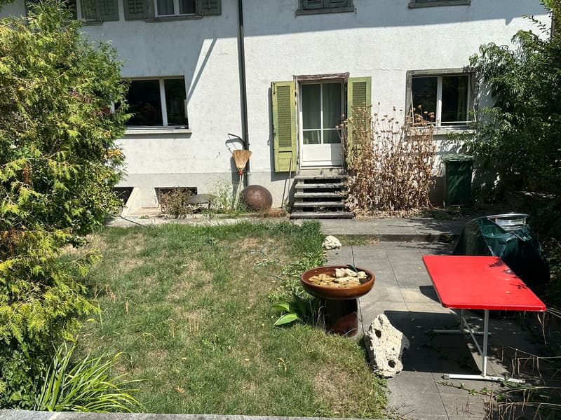 Ein Bijou mit Entwicklungspotenzial mitten in der Stadt - zwei Wohneinheiten (2)