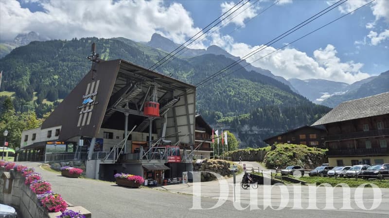 CHALET EMBLEMATIQUE D'EXCEPTION FACE AUX DENTS DU MIDI À CHAMPÉRY (15)