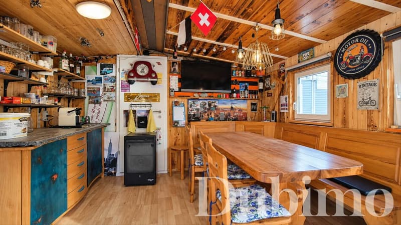 MAISON FAMILIALE DE 8.5 PIÈCES AVEC GRAND JARDIN À COTTENS (12)
