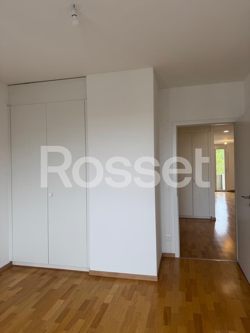 Appartement 6 pièces au 5ème étage. (10)