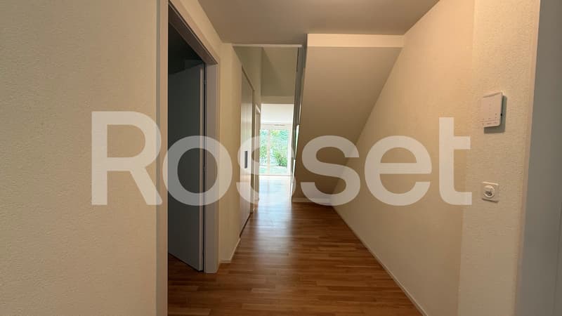 A louer, superbe appartement duplex de 4.5 pièces au 2ème sous-sol (10)