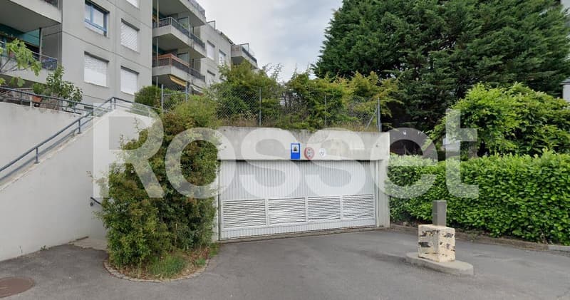 Emplacement de parking en sous-sol (1)