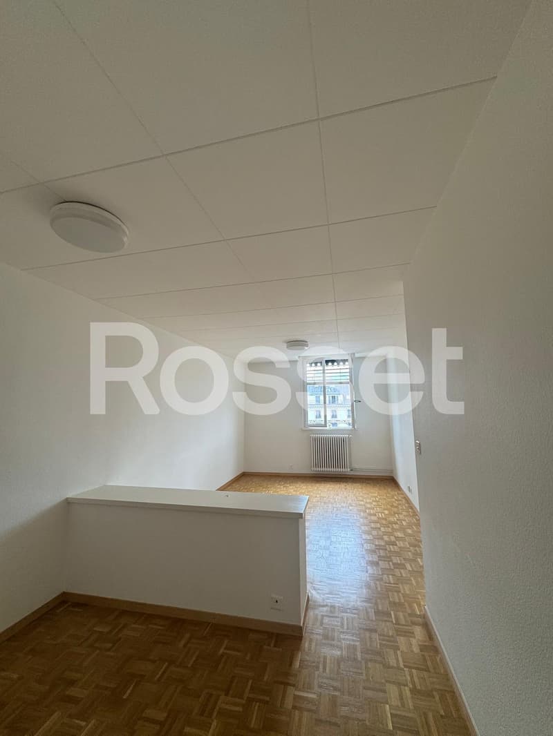 Studio au 5ème étage. (6)