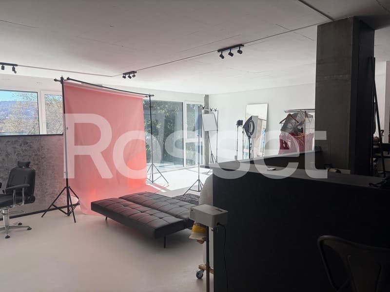 Bureau de 38 m² à louer à Domdidier (2)