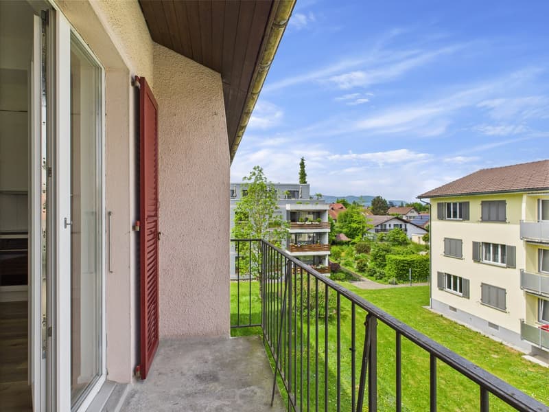 Appartamento di 3 locali luminoso con balcone a Langenthal in affitto (5)