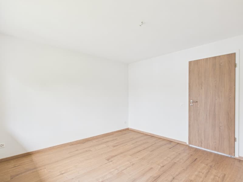 Erstbezug nach Sanierung: Helle 2.5-Zimmer-Wohnung mit Balkon (7)