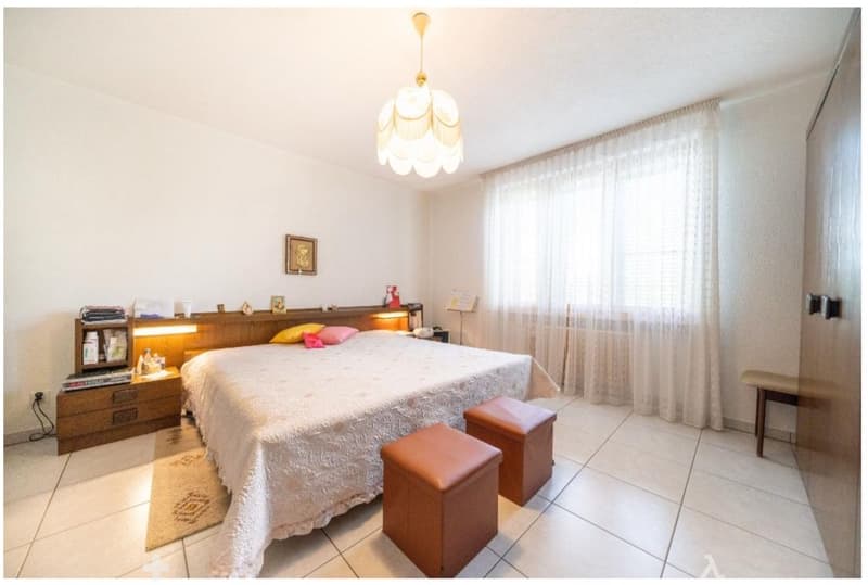 Sanierte 3½-Zimmer-EG-Wohnung im gepflegten Zweifamilienhaus (5)