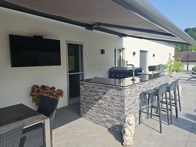 5½-Zimmer-Attikawohnung mit 152 m² Terrasse, direktem Liftzugang und Whirlpool (16)