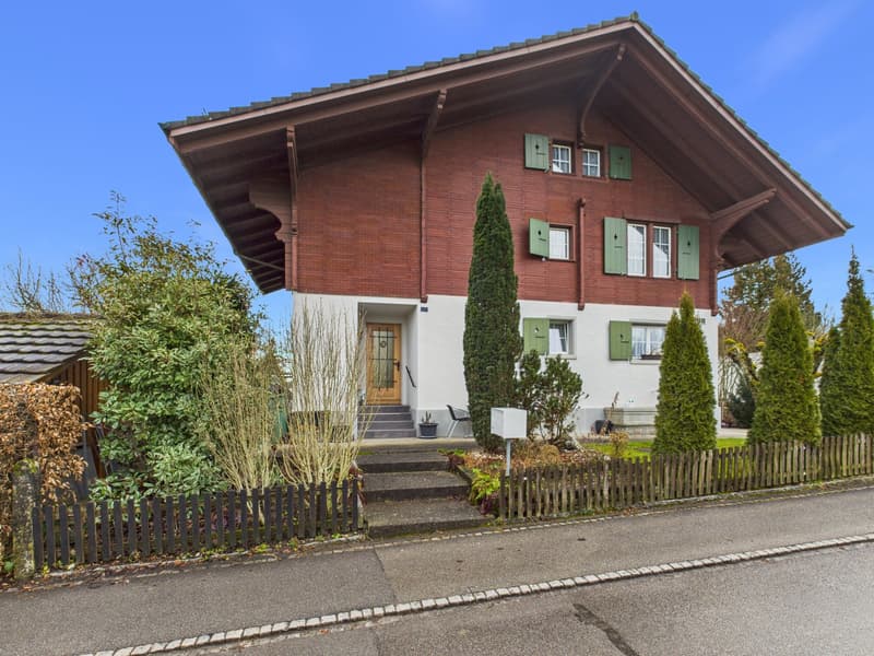Sonniges Einfamilienhaus in ruhigem Quartier mit Waldnähe (2)