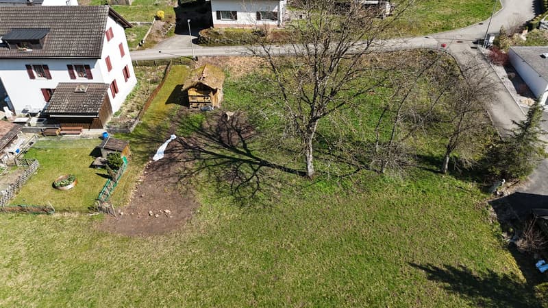 Grosszügige Baulandparzelle in ruhiger Lage – 831 m² in Erschwil (2)