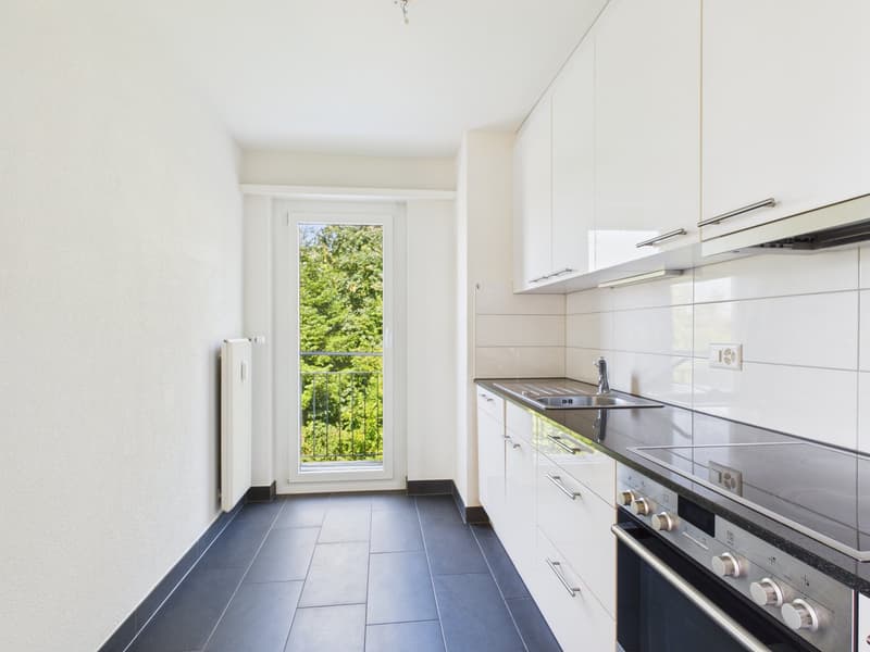 Helle 4.5-Zimmer-Wohnung mit sonnigem Balkon in Aarwangen – ab sofort verfügbar! (3)