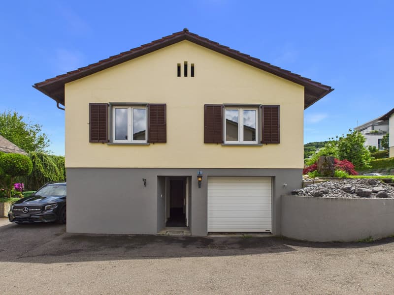 Charmantes 4½-Zimmer-Einfamilienhaus mit Garten in Killwangen (27)
