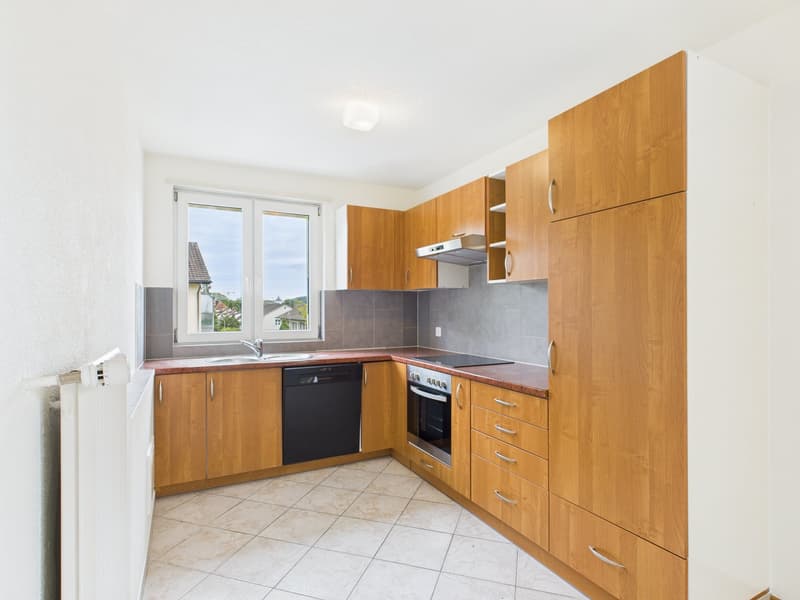 Charmante 4.5-Zimmer-Wohnung mit Balkon in Solothurn (3)