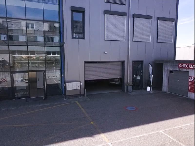 Gewerbeflächen im Erdgeschoss – Renditeobjekt mit Perspektive zur Eigennutzung (4)