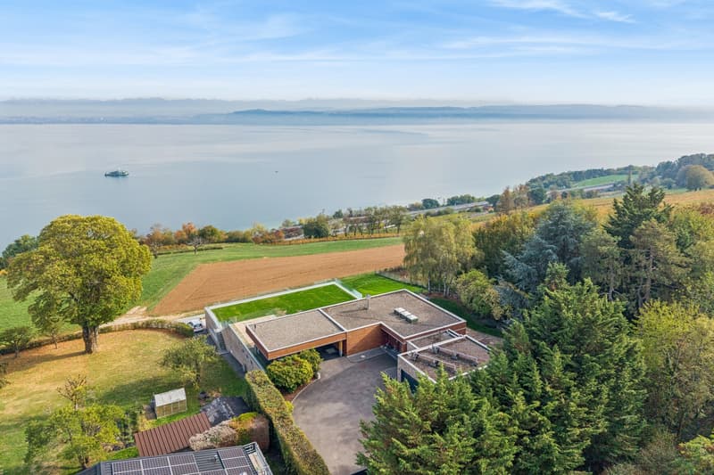 Vaumarcus, Neuchâtel | L'Harmonie du Lac et des Alpes (5)
