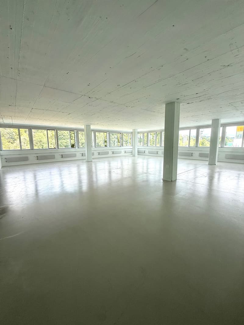 Vielseitige Gewerbefläche/n in Kloten zu vermieten (2)