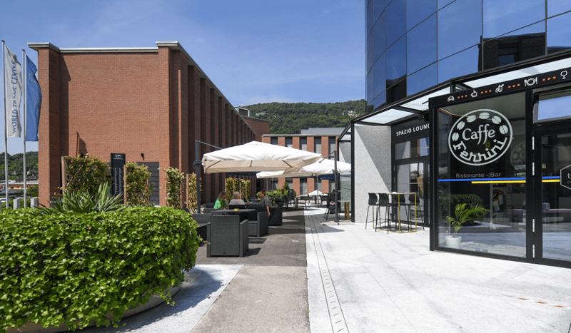 Uffici elegantemente arredati da 125 MQ a 370 MQ al WTC LUGANO, un indirizzo importante (8)