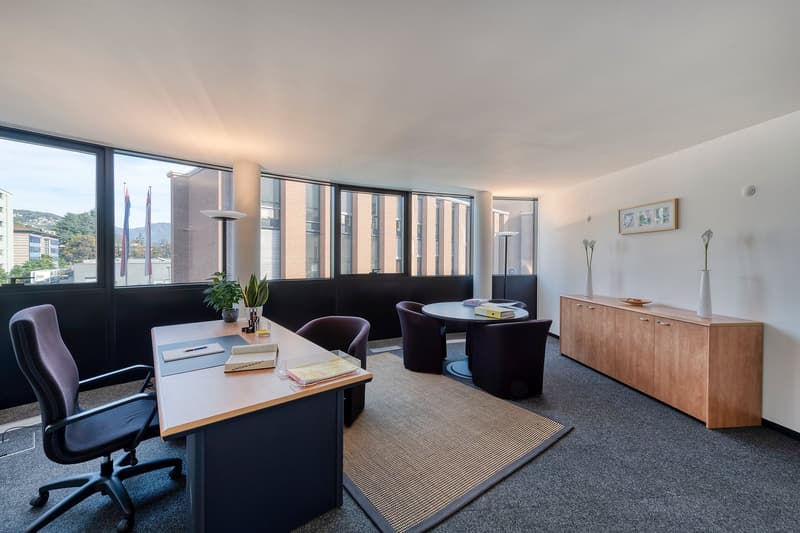 Uffici elegantemente arredati da 125 MQ a 370 MQ al WTC LUGANO, un indirizzo importante (11)