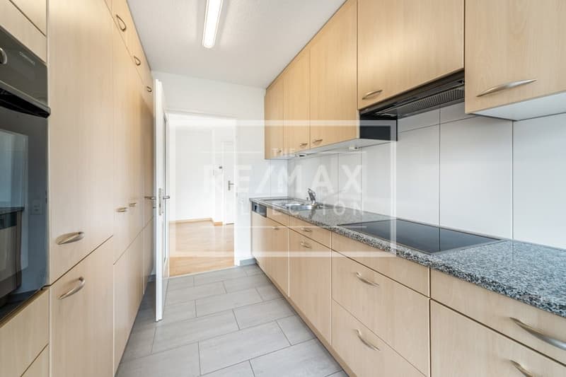 4½-Zimmer-Wohnung mit See- und Bergpanorama (10)
