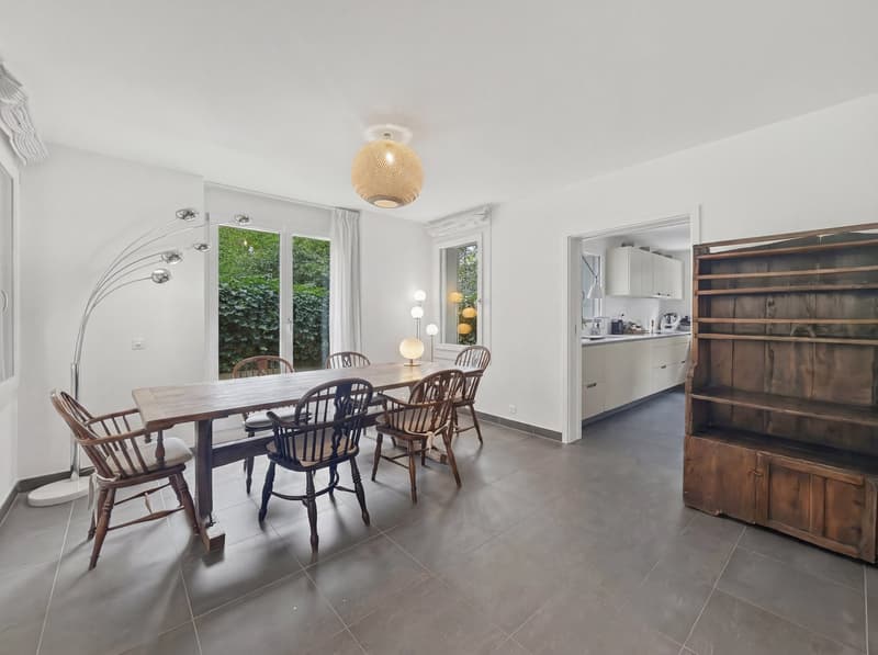 Superbe duplex meublé de 200 m² avec jardin privatif et terrasse – Chambésy (2)