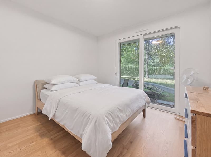Appartement meublé de standing en rez-de-jardin (15)