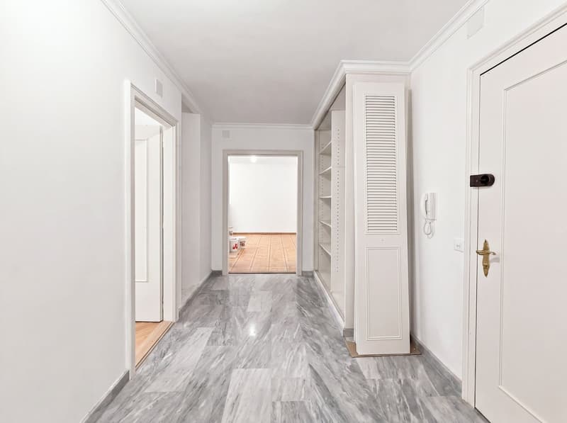 Appartement rénové avec balcon – Route de Florissant, Genève (7)