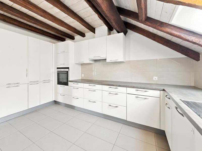 Spacieux appartement de 6.5 pièces avec charme et caractère à Chambésy (8)