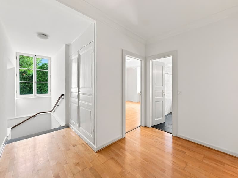 Spacieux appartement de 6.5 pièces avec charme et caractère à Chambésy (22)