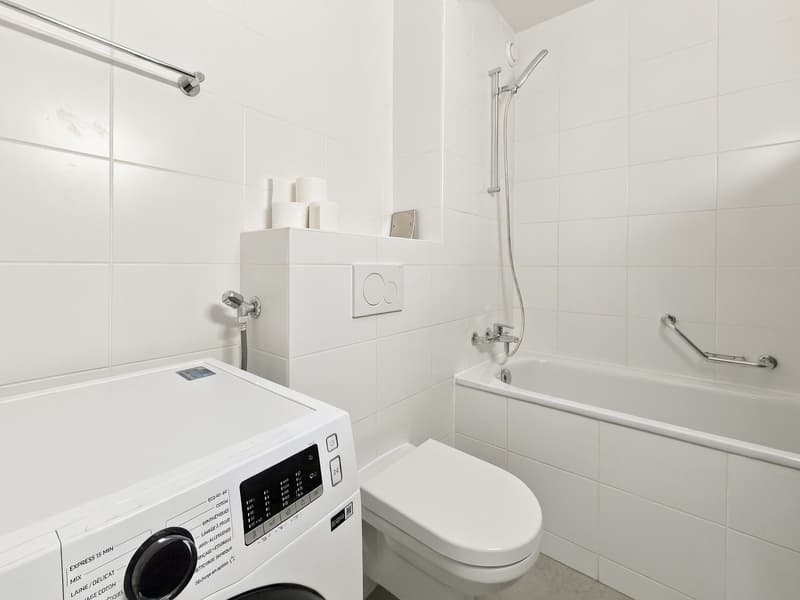 Charmant appartement meublé avec balcon (15)