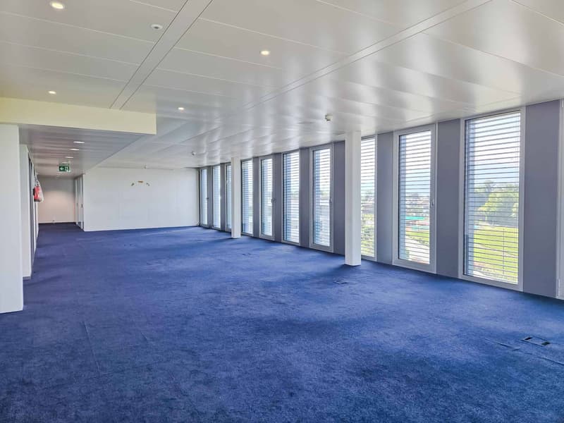 À LOUER  Surface administrative moderne et lumineuse de 424 m² à deux pas de l'UNIL et de l'EPFL (4)