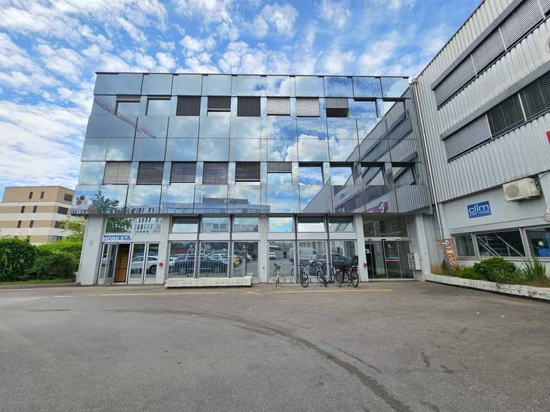 Dépôt 300 m2 à Renens VD (2)