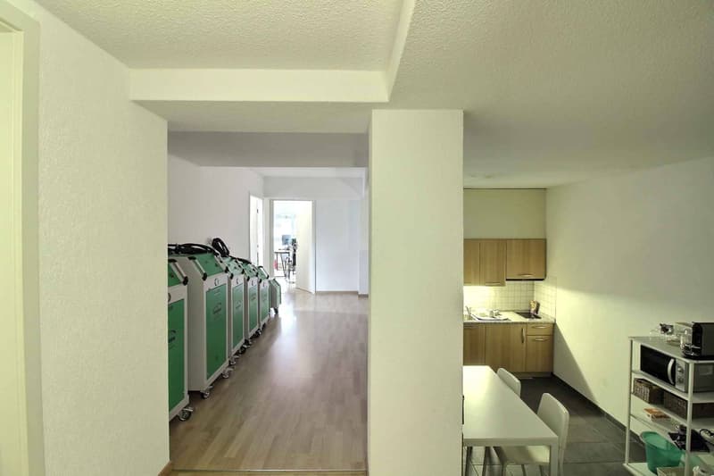 Cuisinette + couloir