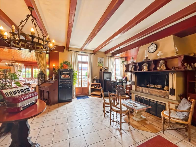 Auberge avec projet d'extension et centre de loisirs -  Écoteaux (10)
