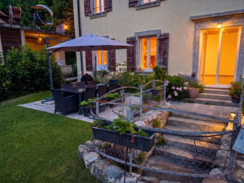 Duplex de caractère avec jardin privatif de 760 m² dans un environnement privilégié (2)