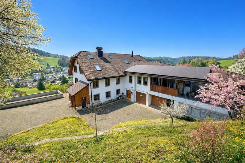LUXURY, NATURE & PRIVACY AT AN ELEVATED LOCATION (2)