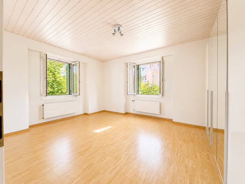 SEHR GEPFLEGT MIT VIEL SONNE (4)