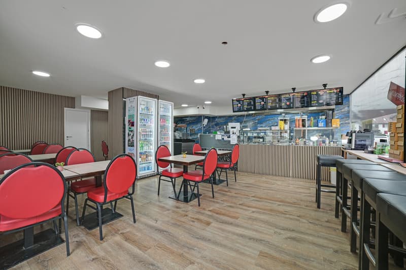 Moderne Gastronomie-Räumlichkeiten in zentraler Lage von Dietikon (2)
