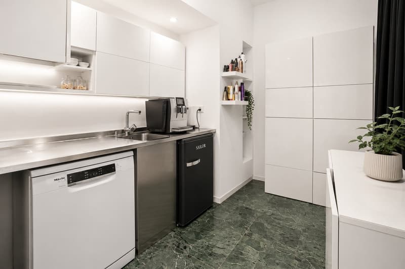 Exklusive Stuhlmiete in modernem Coiffeursalon an Toplage in Zürich Enge (5)