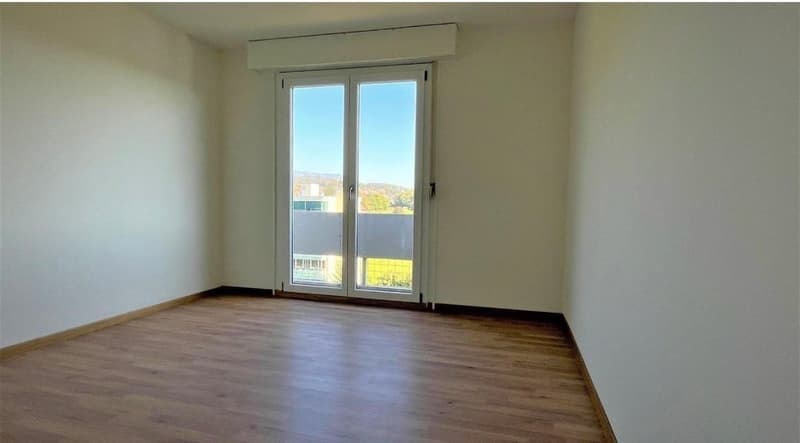 Helle 4.5-Zimmer-Wohnung mit Balkon in Bellach – sofort verfügbar! (5)