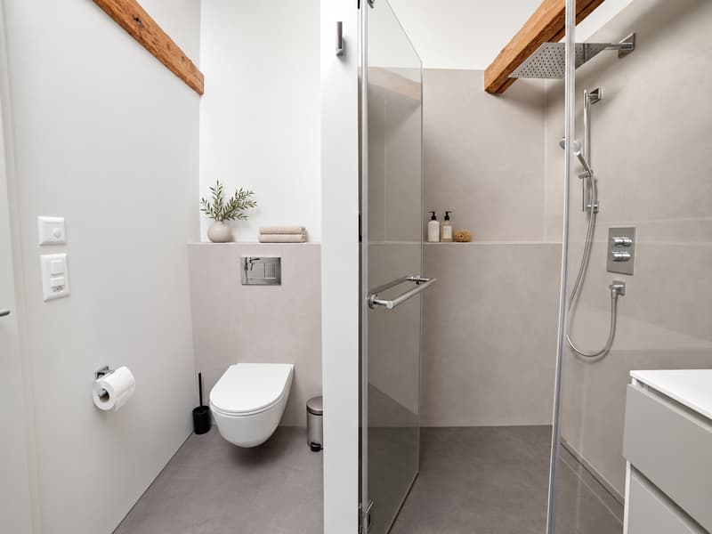 Ein Zuhause zum Wohlfühlen: 5.5-Zimmer-Doppelhaushälfte mit Garten und Terrasse (11)