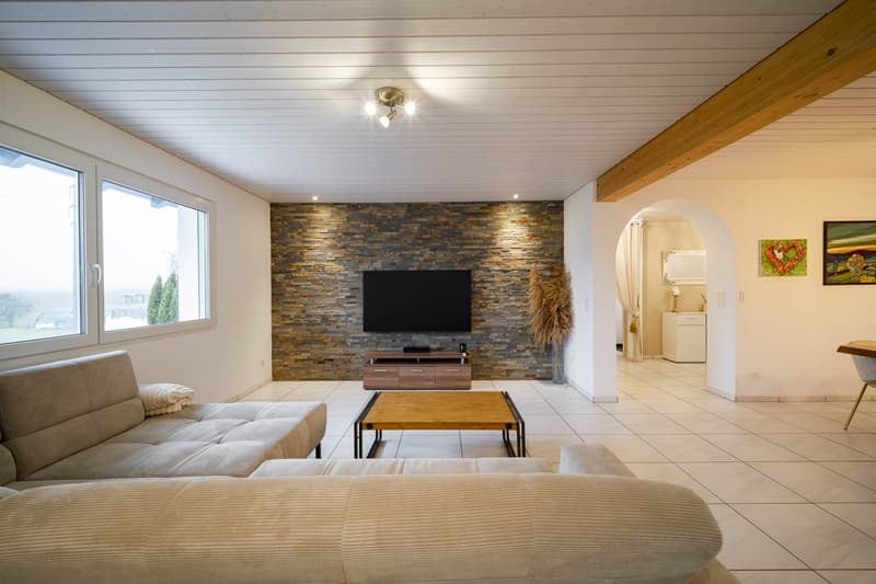 Traumhafte Maisonette-Wohnung mit Weitsicht und moderner Ausstattung (3)
