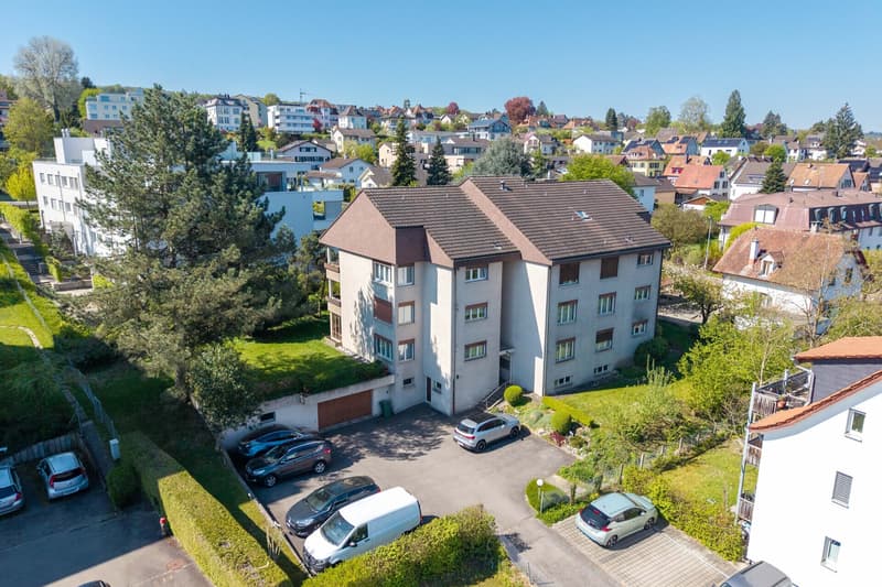 Charmante 4.5 Zimmer Wohnung mit viel Potenzial- ruhig und zentral gel (1)